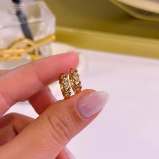 Argolinhas com fila de corações e brilhantes | Rose Gold