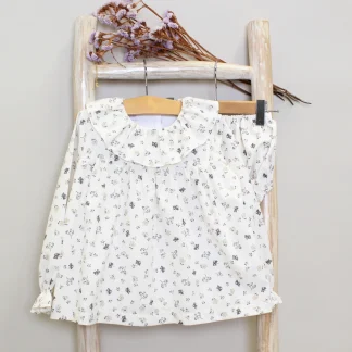 Vestido Curto com tapa fraldas