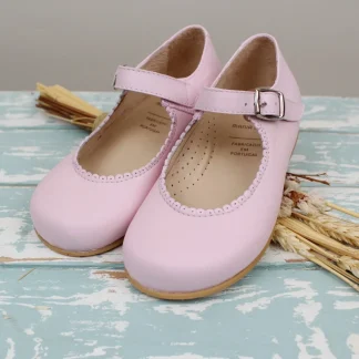 Sapatos de menina com fivela