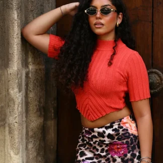 Camisola curta tricô