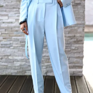 Calça com prega
