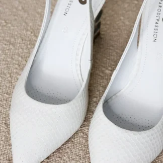 Sapato Stiletto com detalhe