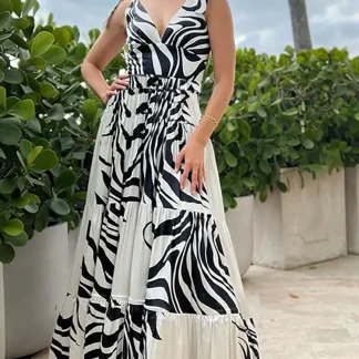 Deep V Striped Monochrome Elegant Swimsuit