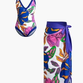Conjunto de maiô e saída de uma peça com estampa floral e controle de barriga