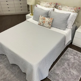 Colcha 250x270 Efeito Linho com Duas Almofadas Cheias