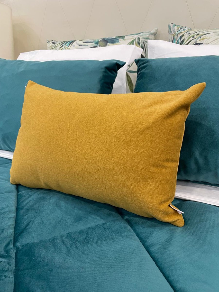 Almofada Decorativa Lisa em Jacquard com Fecho