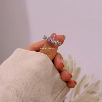 Anel delicado • corações com brilhantes | Linha Premium